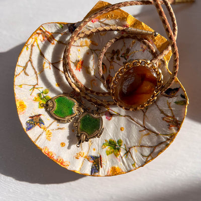 Elegance: Scallop Trinket Dish (L)