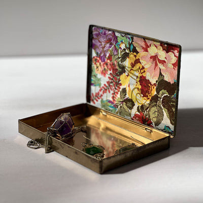 Bloom: Vintage Tobacco Tin