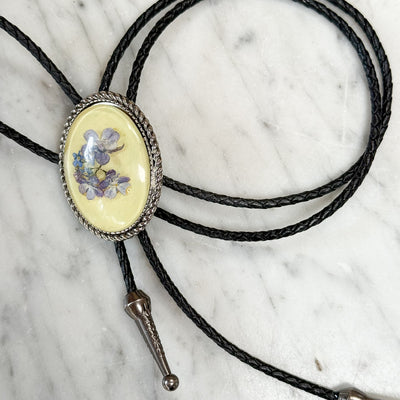 Bolo: Lilac + Forget-Me-Not