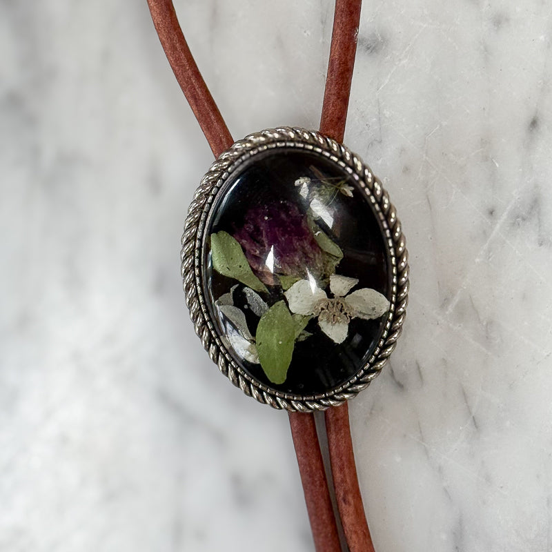 Bolo: Clover & Dogwood