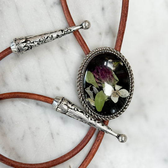 Bolo: Clover & Dogwood